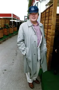 Albert Finney Actor goes to watch tennis at Queens Club Albert Finney Actor goes to watch tennis at Queens Club