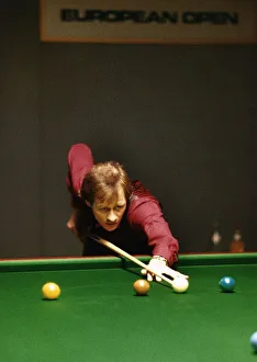 Alex Higgins snooker player alias Hurricane Higgins taking shot Alex Higgins snooker player alias Hurricane Higgins taking shot