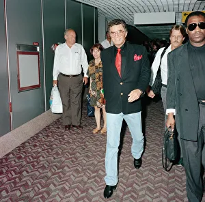 American actor Burt Reynolds at Heathrow Airport, arriving from New York American actor Burt Reynolds at Heathrow Airport, arriving from New York
