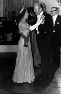 American President Gerald Ford dances with Queen Elizabeth II during a White House state American President Gerald Ford dances with Queen Elizabeth II during a White House state