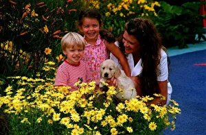 Annabel Croft TV Presenter July 1998 At the Hampton court flower show with her Annabel Croft TV Presenter July 1998 At the Hampton court flower show with her