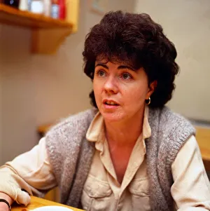 Anne Keveaney British actress February 1984 Anne Keveaney British actress February 1984
