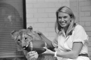 Anneka Rice, presenter of Television's Treasure Hunt Anneka Rice, presenter of Television's Treasure Hunt