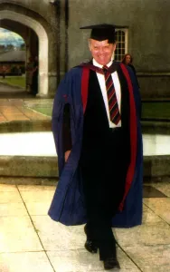 Anthony Hopkins actor wearing mortar board and gown 1992 Anthony Hopkins actor wearing mortar board and gown 1992