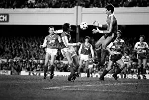 Images Dated 6th December 1986: Arsenal 3 v. Queens Park Rangers 1. Division One Football. December 1986 LF21-11-064