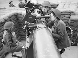 ATS working a gunsite during WW2 - 1941 Women doing mens jobs during the war ATS working a gunsite during WW2 - 1941 Women doing mens jobs during the war