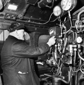 Automatic Safety Device on the King's Cross to Newcastle Express Engine Automatic Safety Device on the King's Cross to Newcastle Express Engine