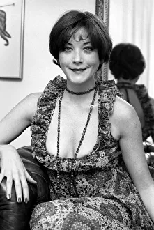 Avenger Girl: Pictures of ex-Avenger girl Linda Thorson taken at her Regents Park flat Avenger Girl: Pictures of ex-Avenger girl Linda Thorson taken at her Regents Park flat