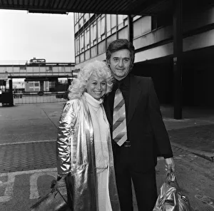 Barbara Windsor and her husband Ronnie Knight arriving at Heathrow Airport from Australia Barbara Windsor and her husband Ronnie Knight arriving at Heathrow Airport from Australia