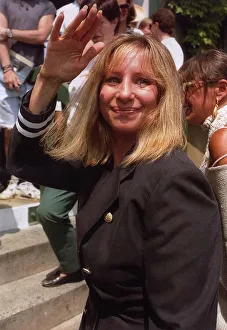 Barbra Streisand singer actress July 1993, arrives at Wimbledon to watch Andre Agassi Barbra Streisand singer actress July 1993, arrives at Wimbledon to watch Andre Agassi