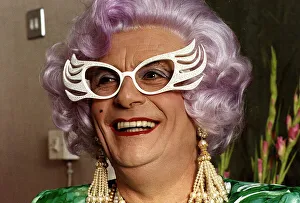 Barry Humphries Actor Comedian and Female Impersinator as Dame Edna Everage Dbase Barry Humphries Actor Comedian and Female Impersinator as Dame Edna Everage Dbase