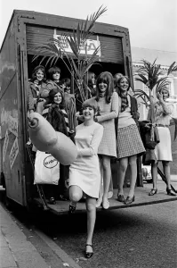 Biba Boutique A novel way of moving shop by fashion artist Biba Boutique A novel way of moving shop by fashion artist