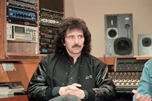 Black Sabbath's lead guitarist Tony Iommi. 7th April 1994 Black Sabbath's lead guitarist Tony Iommi. 7th April 1994
