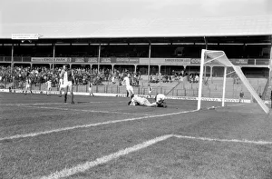 Blackburn Rovers 4 v. Newcastle United 1. Division 1 Football . May 1982 MF07-08-016 Blackburn Rovers 4 v. Newcastle United 1. Division 1 Football . May 1982 MF07-08-016