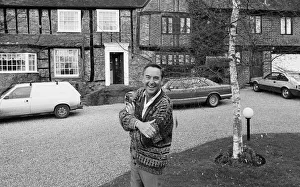 Bob Monkhouse, entertainer pictured outside his house - 08/03/1989 Bob Monkhouse, entertainer pictured outside his house - 08/03/1989