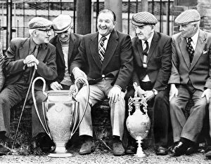 Images Dated 5th September 1977: Bob Paisley former manager of Liverpool FC 1977 with the European Cup