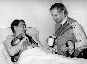 Bob Pearce brings Jean her tea and some company. April 1978 P011790 Bob Pearce brings Jean her tea and some company. April 1978 P011790