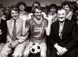 Images Dated 19th May 1983: Bobby Robson - May 1983 England Manager - with Bob Paisley and Phil Thompson