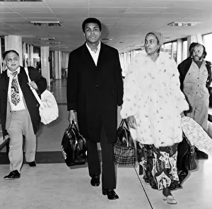 Boxer Muhammad Ali and wife Belinda at Heathrow Airport en route to Beruit from New York Boxer Muhammad Ali and wife Belinda at Heathrow Airport en route to Beruit from New York