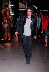 Brad Pitt Actor July 98 Leaving Heathrow airport for Los Angeles Brad Pitt Actor July 98 Leaving Heathrow airport for Los Angeles