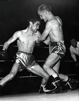 British Flyweight Championship, Belfast. Frank Jones (left British Flyweight Championship, Belfast. Frank Jones (left