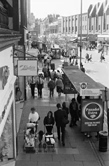 Images Dated 7th May 1992: Broad Street is a main pedestrianised thoroughfare and the primary high street in