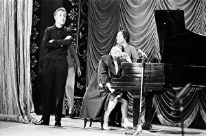 Bruce Forsyth, Violet Carson and Peggy Mount performing the sketch Sisters Bruce Forsyth, Violet Carson and Peggy Mount performing the sketch Sisters
