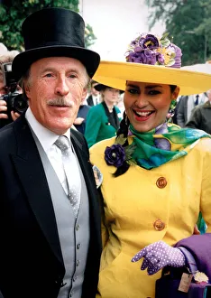 BRUCE FORSYTH AND WIFE WILNELIA FORSYTH AT ROYAL ASCOT - 19/06/1991 BRUCE FORSYTH AND WIFE WILNELIA FORSYTH AT ROYAL ASCOT - 19/06/1991