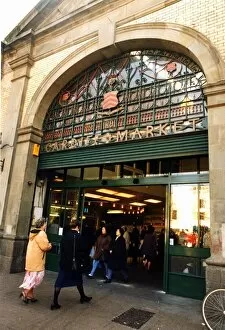 Images Dated 3rd April 1996: Cardiff - Old - Indoor Market - Central Market - he Hayes entrance to the Market - 3rd
