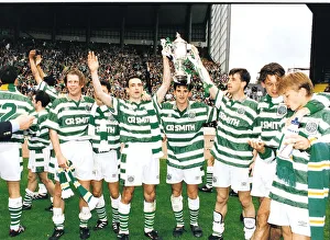 Celtic players with Scottish Cup Paul McStay Football Scottish Cup Final 1995 Celtic v Celtic players with Scottish Cup Paul McStay Football Scottish Cup Final 1995 Celtic v