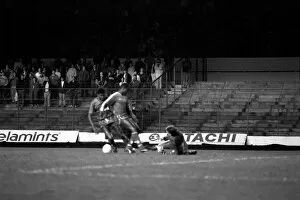 Images Dated 6th December 1986: Chelsea 0 v. Wimbledon 4. Division One Football. December 1986 LF21-12-001