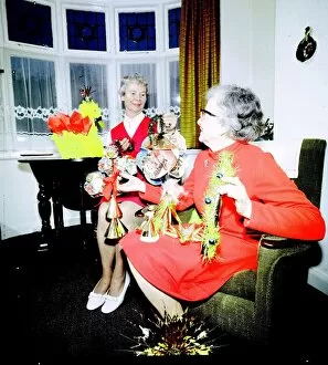 Images Dated 15th November 1974: Christmas wrappings and gifts. 15th November 1974