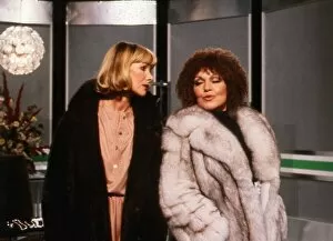 Images Dated 1st February 1980: Cleo Laine with Susan Hampshire February 1980