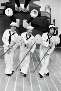 Cliff Richard with Morecambe and Wise. 10th October 1972 Cliff Richard with Morecambe and Wise. 10th October 1972