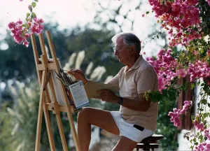 Clive Dunn Actor - November 1989 Relaxes By Doing Oil Paintings Clive Dunn Actor - November 1989 Relaxes By Doing Oil Paintings