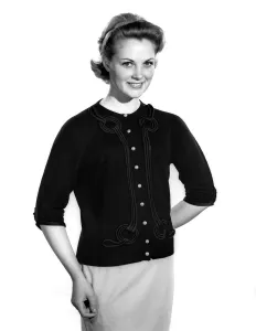 Clothing Fashion: Roma Reeves modeling cardigan. August 1961 P007561 Clothing Fashion: Roma Reeves modeling cardigan. August 1961 P007561