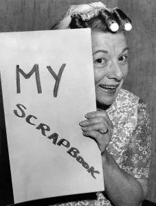 Coronation Street star Jean Alexander, the Street's Hilda Ogden, with her scrapbook Coronation Street star Jean Alexander, the Street's Hilda Ogden, with her scrapbook
