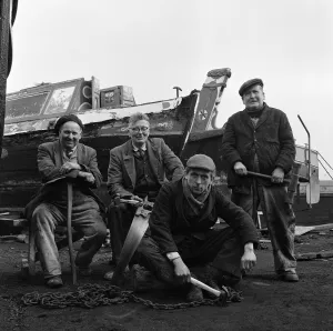Four craftsmen who repair and rebuild the commercial longboats, in Walsall Four craftsmen who repair and rebuild the commercial longboats, in Walsall