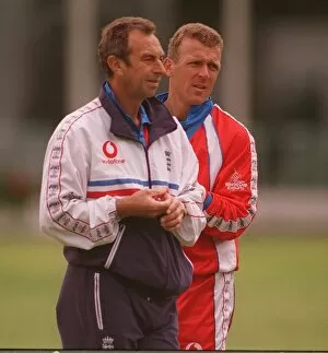 Images Dated 13th May 1999: Cricket World Cup England 1999 Alec Stewart with David Lloyd ahead of the opening World