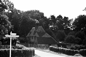 The cross roads in Penshurst, Kent. August 1939 The cross roads in Penshurst, Kent. August 1939