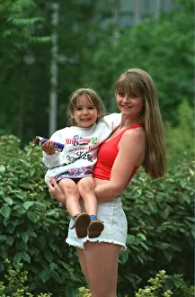 DANIELLA WESTBROOK AT CADBURY'S STROLLERTHON LAUNCH PHOTOCALL - 19/06/1992 DANIELLA WESTBROOK AT CADBURY'S STROLLERTHON LAUNCH PHOTOCALL - 19/06/1992