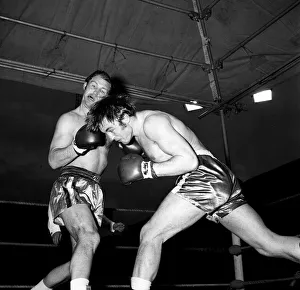 Danny Mcalinden V Jack Bodell Boxing For The British Heavyweight Title In 1972 Danny Mcalinden V Jack Bodell Boxing For The British Heavyweight Title In 1972