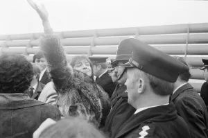 David Cassidy, singer, actor and musician, leaves London's Heathrow Airport in 1973 David Cassidy, singer, actor and musician, leaves London's Heathrow Airport in 1973