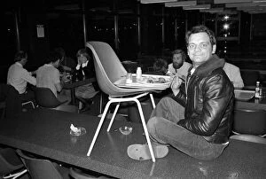 Images Dated 19th September 1974: David Jason Actor - September 1974 having his Lunch, at Thames TV