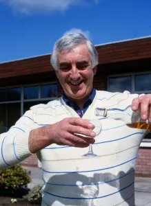 Davie Provan pouring glass of whiskey May 1989 Davie Provan pouring glass of whiskey May 1989