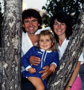 Davy Jones with his wife and daughter February 1985 Davy Jones with his wife and daughter February 1985