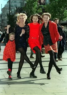 Images Dated 10th October 1996: Debbie Ash and her daughter Candie Ash - Kidd, with sister Leslie Ash