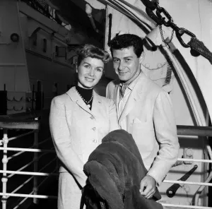 Debbie Reynolds and husband Eddie Fisher arrive at Southampton onboard the Queen Debbie Reynolds and husband Eddie Fisher arrive at Southampton onboard the Queen