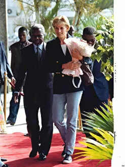 Images Dated 13th January 1997: Diana, Princess of Wales upon her arrival at the Luanda Airport