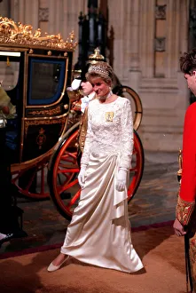 DIANA, THE PRINCESS OF WALES ARRIVING AT THE STATE OPENING OF PARLIAMENT -1991 DIANA, THE PRINCESS OF WALES ARRIVING AT THE STATE OPENING OF PARLIAMENT -1991